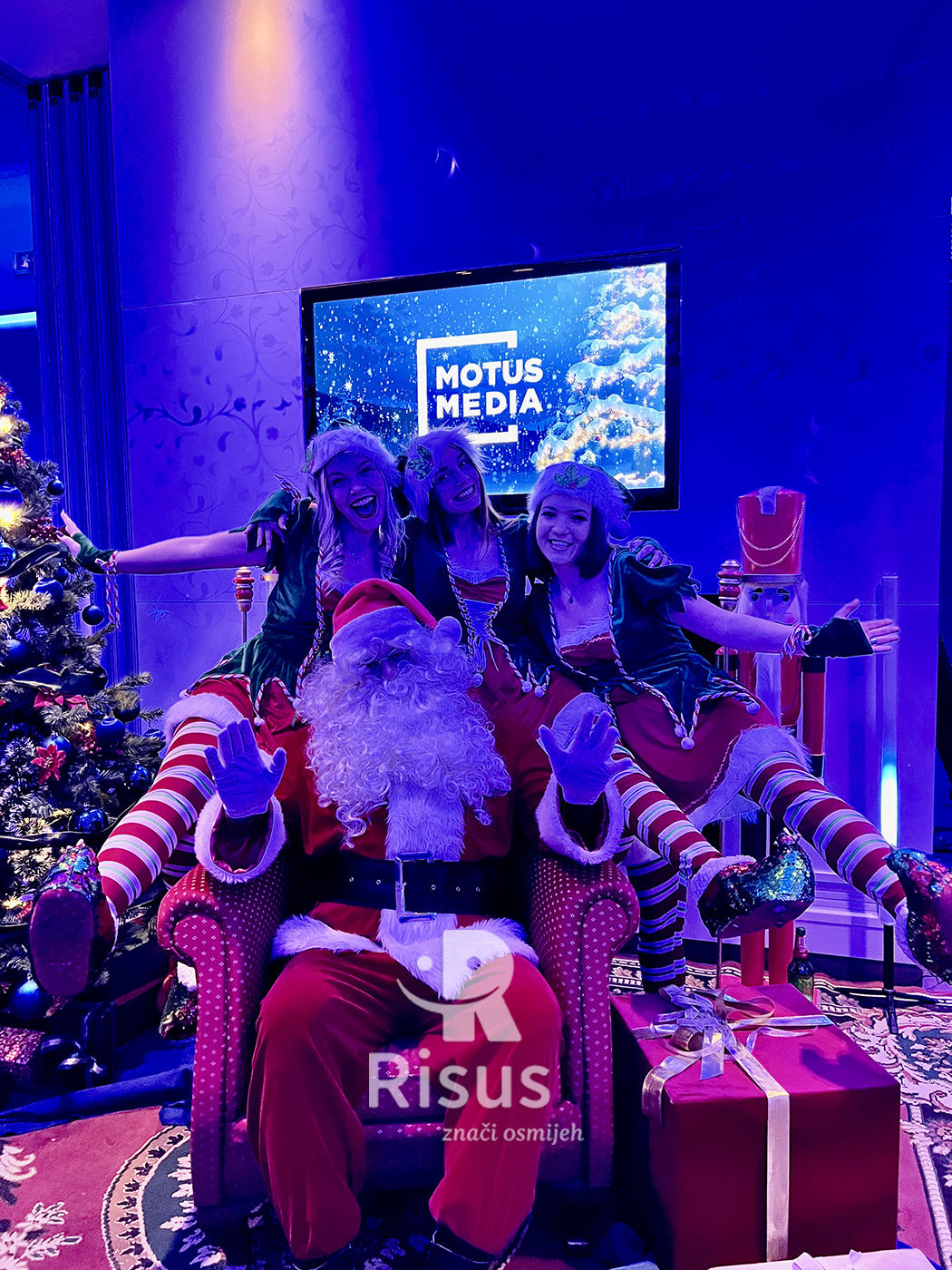 risus-božićni-event-djed-božićnjak-i-vilenjakinje-božićni-domjenak